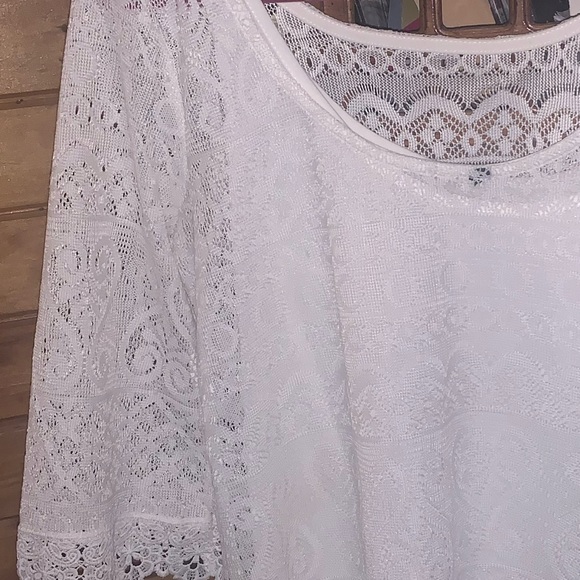 White lace dress - Picture 3 of 4